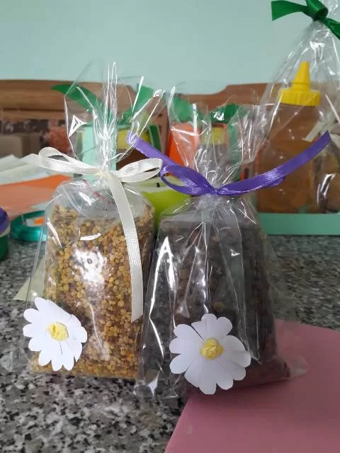 Ziedputekšņi un bišu maize 3 EUR - 4 EUR