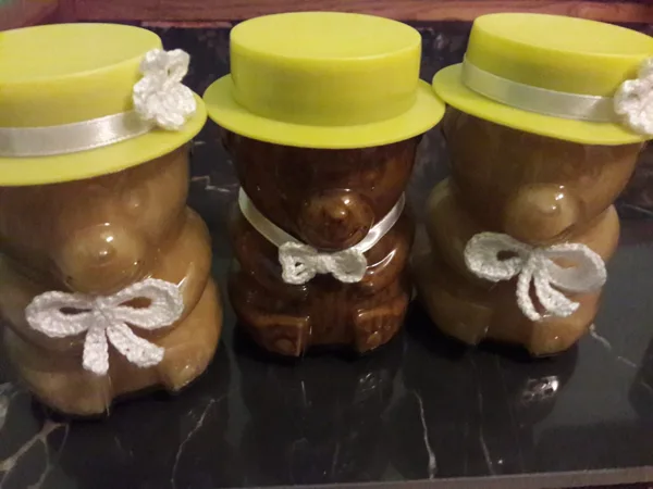 Honey bears 5.00-9.00 EUR
