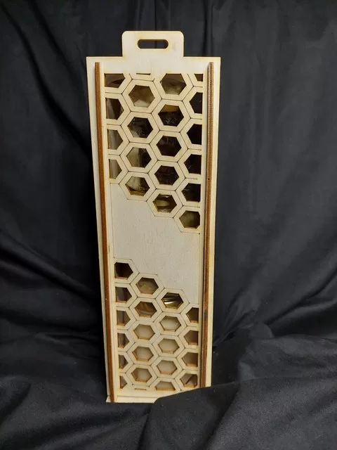 Kārba ar šūniņām 7EUR